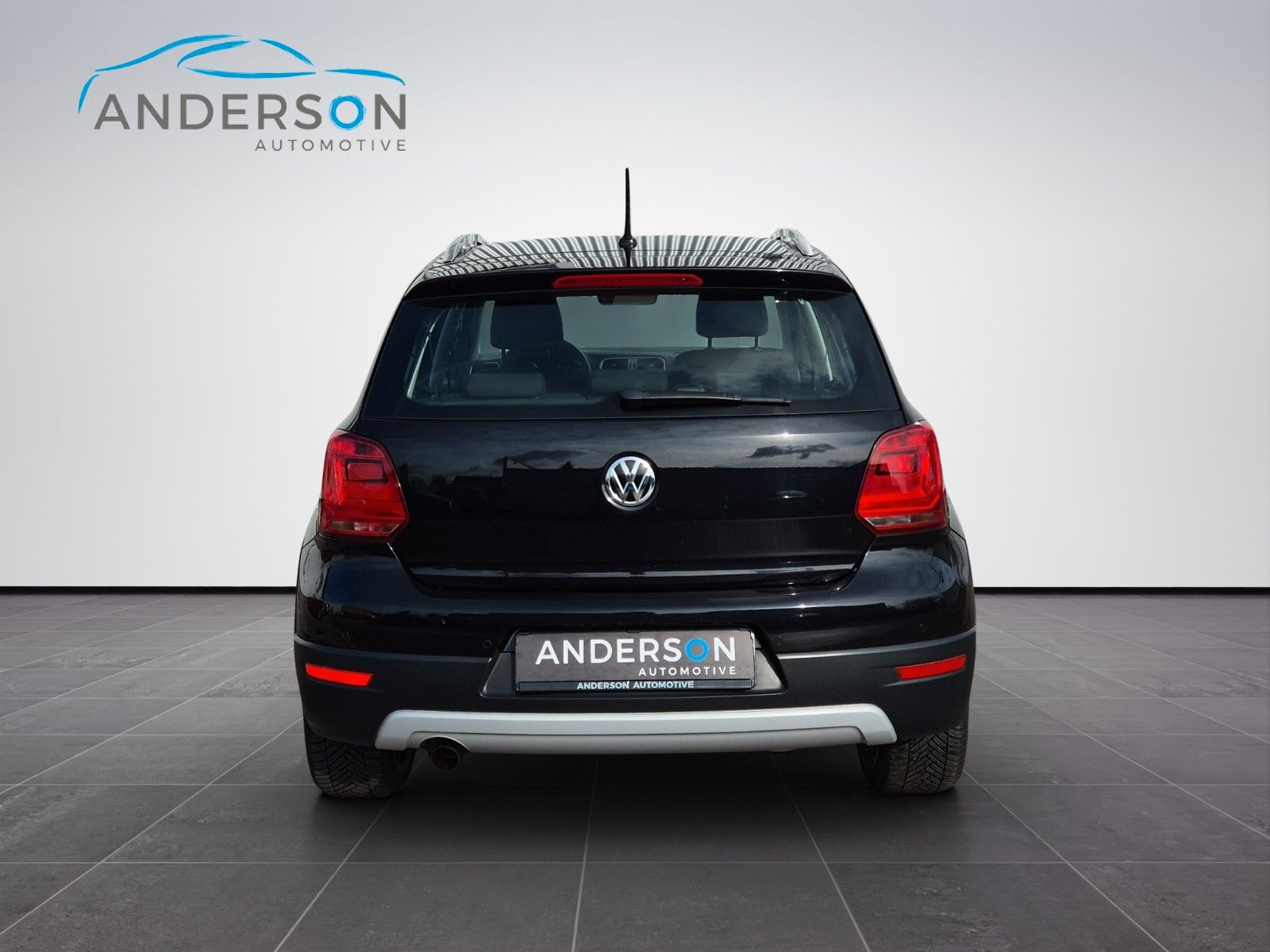 Fahrzeugabbildung Volkswagen POLO CROSS 1.2 TSI MFL ALLWETT BLUETOOTH 1.HAND