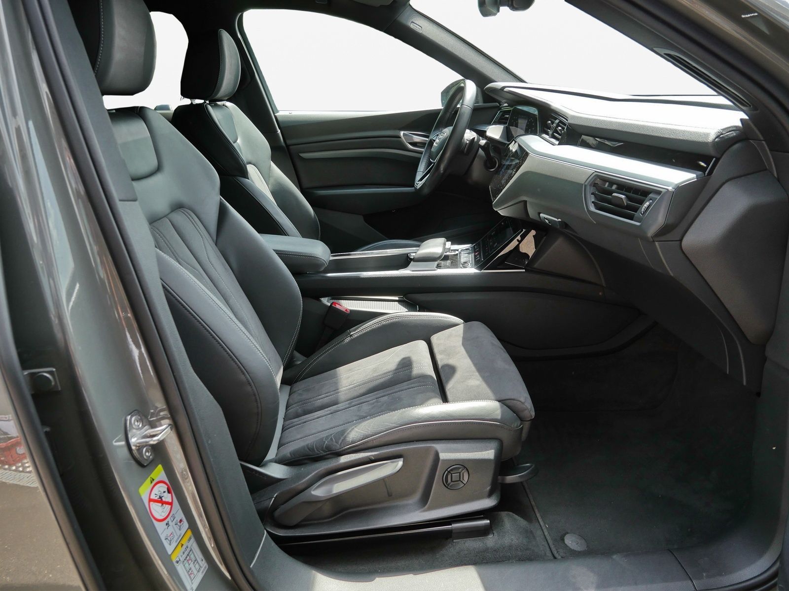 Audi Q8 e-tron - Bild 4