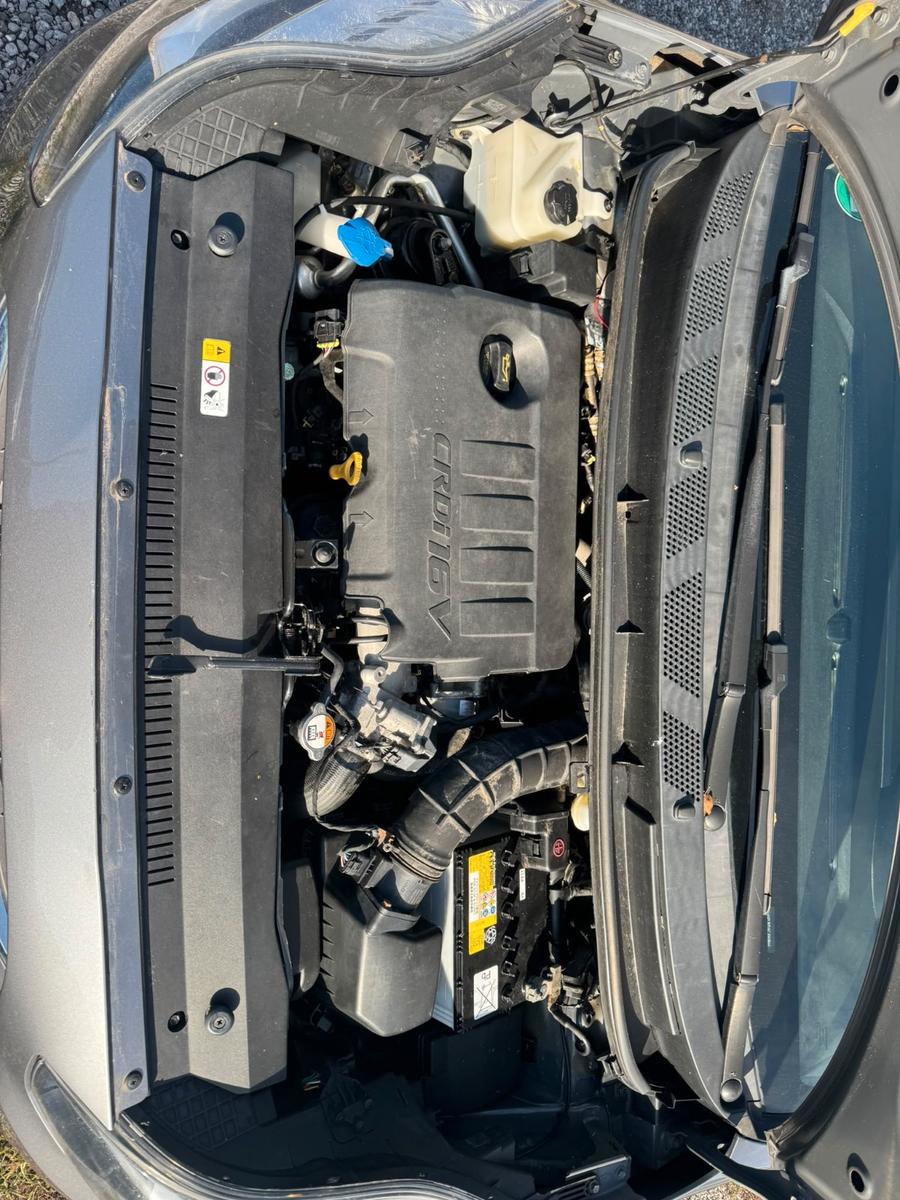 Hyundai ix20 2011 — photo 14