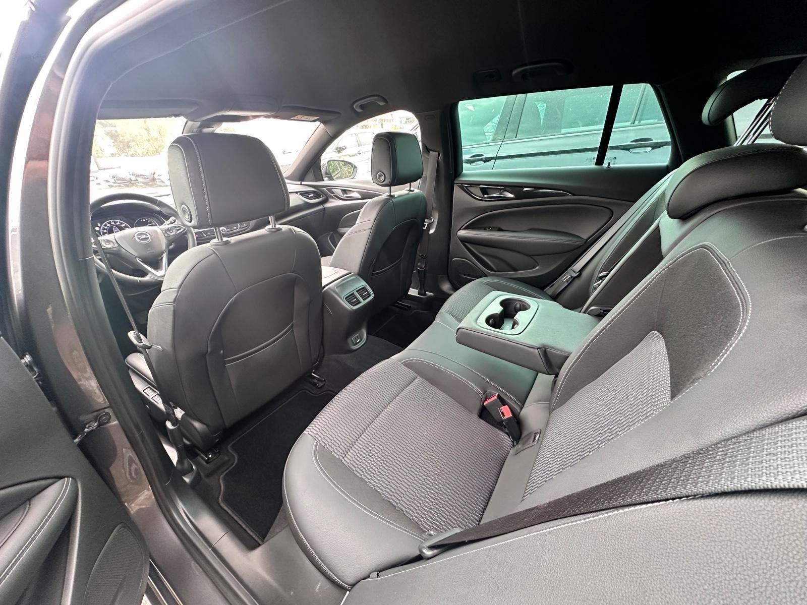 Opel Insignia B ST Navi Massage HuD Kamera ACC AHK