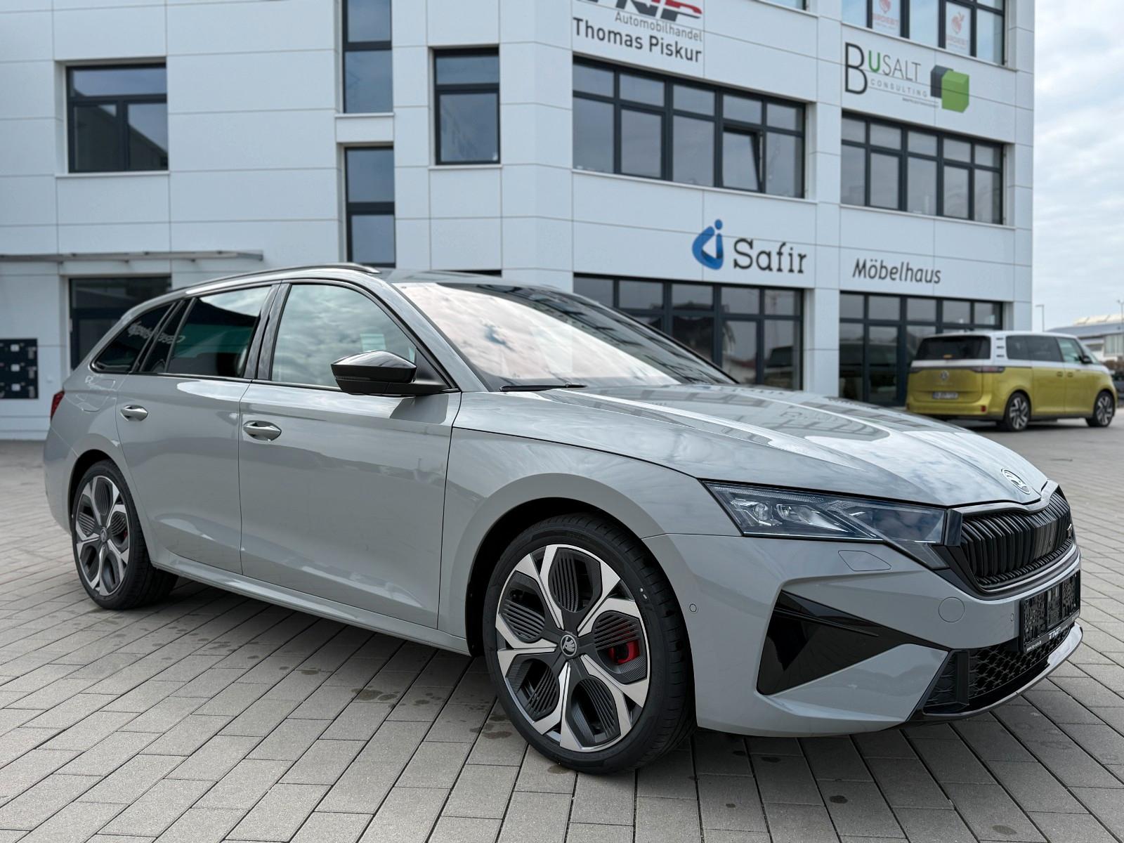 Skoda Octavia RS Combi+DCC+AHK+PANO+CANTON