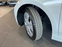 BMW i3 (120 Ah), 125kW Navi Prof. Klimaaut.