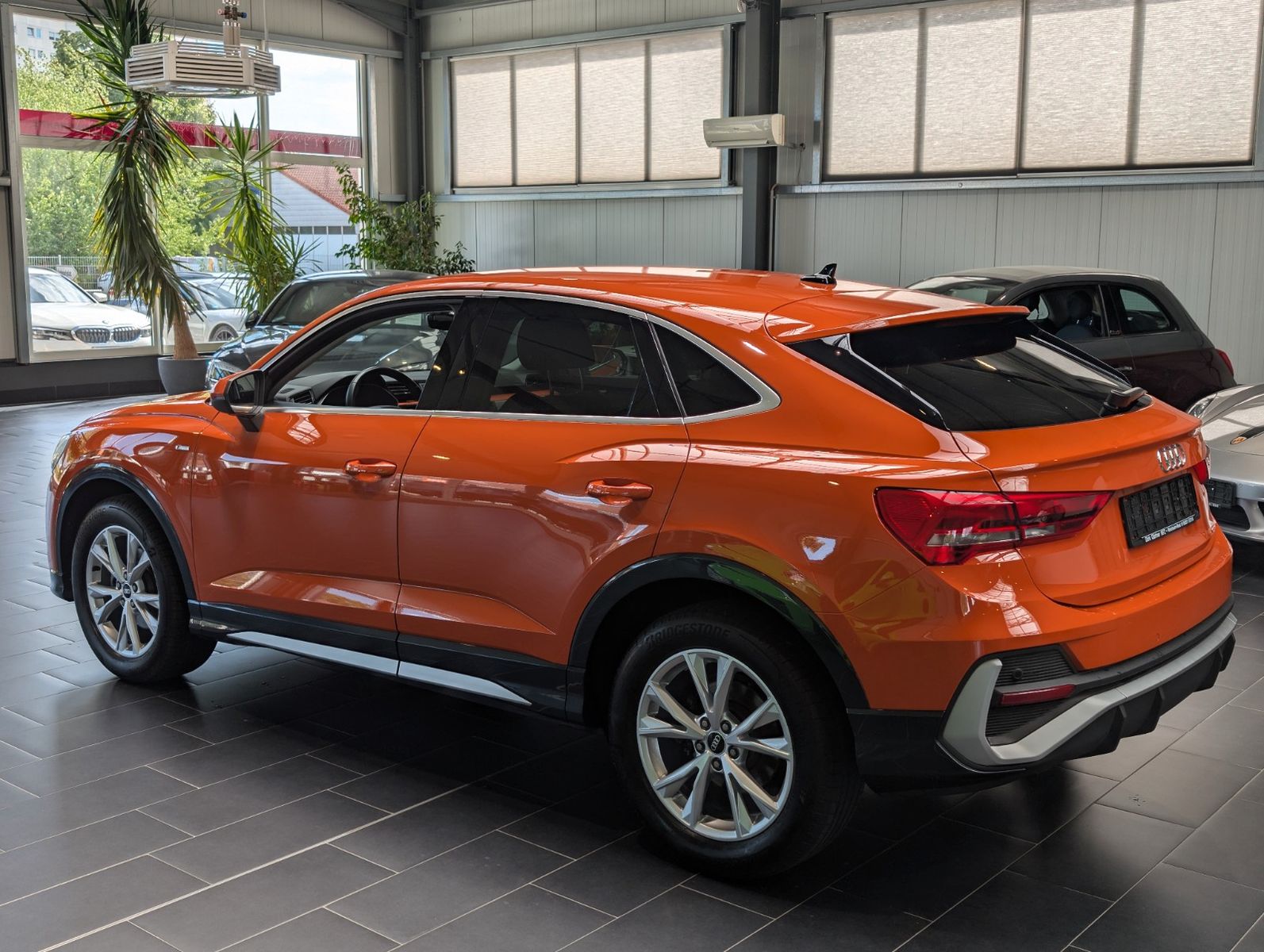 Audi Q3 35 TDI Sportback S tronic S line 8-fach foto 2