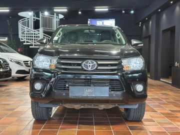 Toyota Hilux - 12