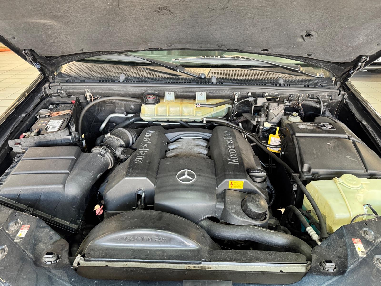 Mercedes-Benz ML350 2004 — photo 13
