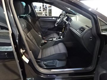 Fotografie 41 des VW Golf VII 4Motion 2.0 TSI R *aus1.Hand*Topzustand