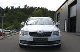 Skoda Superb Combi 3.6 FSI L&K 4x4*TEMP*STDHZ*RFK*XENO - Skoda Superb aus 2014 mit Benzin-Antrieb: Kombi