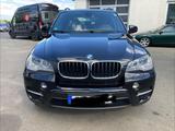 BMW X5 xDrive30d M-Paket - BMW X5 aus 2010 mit Diesel-Antrieb