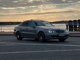Mercedes-Benz Mercedes e Klasse 200 - gebrauchte Mercedes-Benz E 200 aus dem Jahr 2003