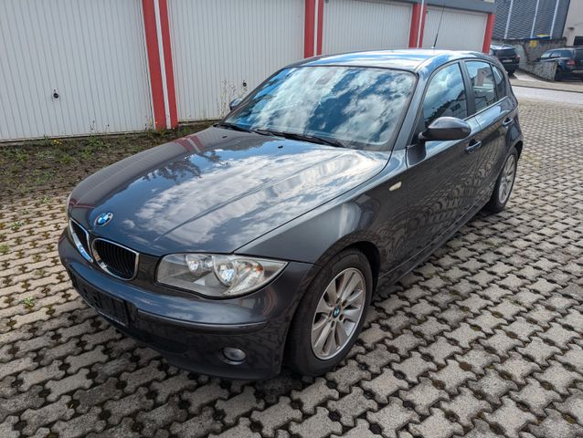 BMW 118i 5-Türer 2.Hand*Scheckheft*8x bereift*Klimaa