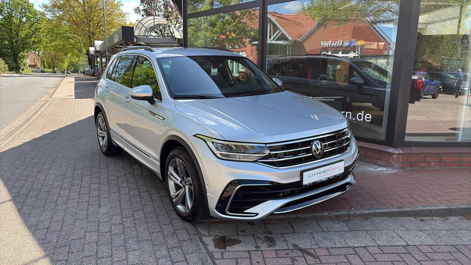 Volkswagen Tiguan 2.0 TDI DSG R-LINE