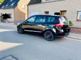 Renault Zuverlässiger Begleiter für die ganze Familie - Renault Grand Scenic mit Diesel-Antrieb: Kleinbus