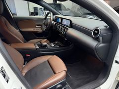 MERCEDES-BENZ A 200 Progressive*LED*CAM*LEDER*WIDE*STANDHZG*