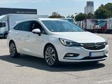 Opel Astra K Sports Tourer Ultimate Start/Stop*8-Fach - Opel Astra Ultimate mit Diesel-Antrieb