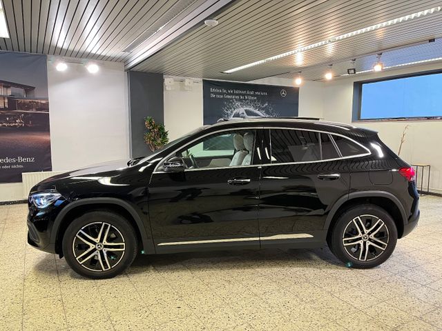 Mercedes-Benz GLA 250 e Urban+Exklusiv NAV/PSD/LEDER/PTS/LM18"