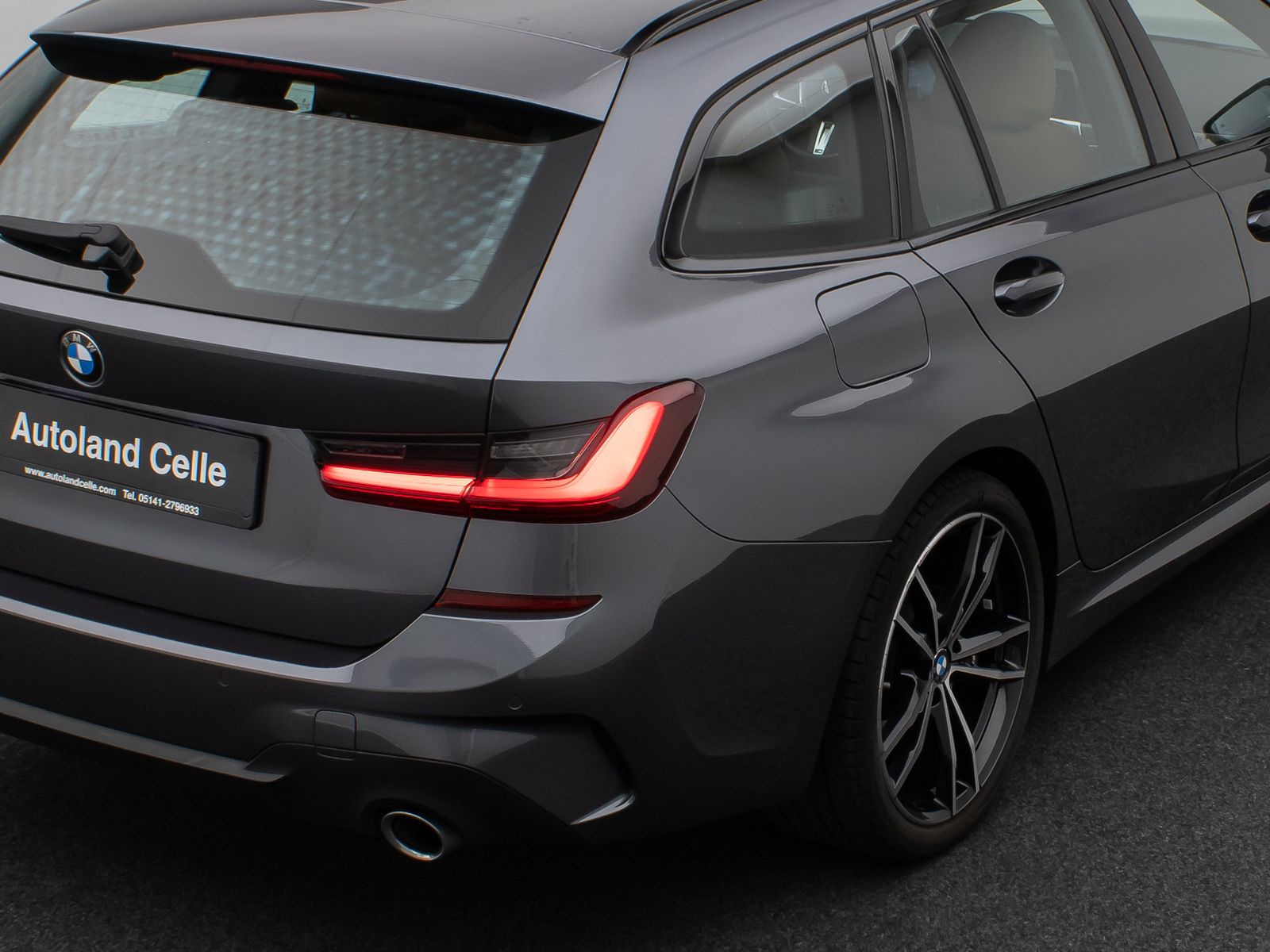 Fahrzeugabbildung BMW 320d xD M Sport Laser DAB Lenkrhzg Komfort Alarm
