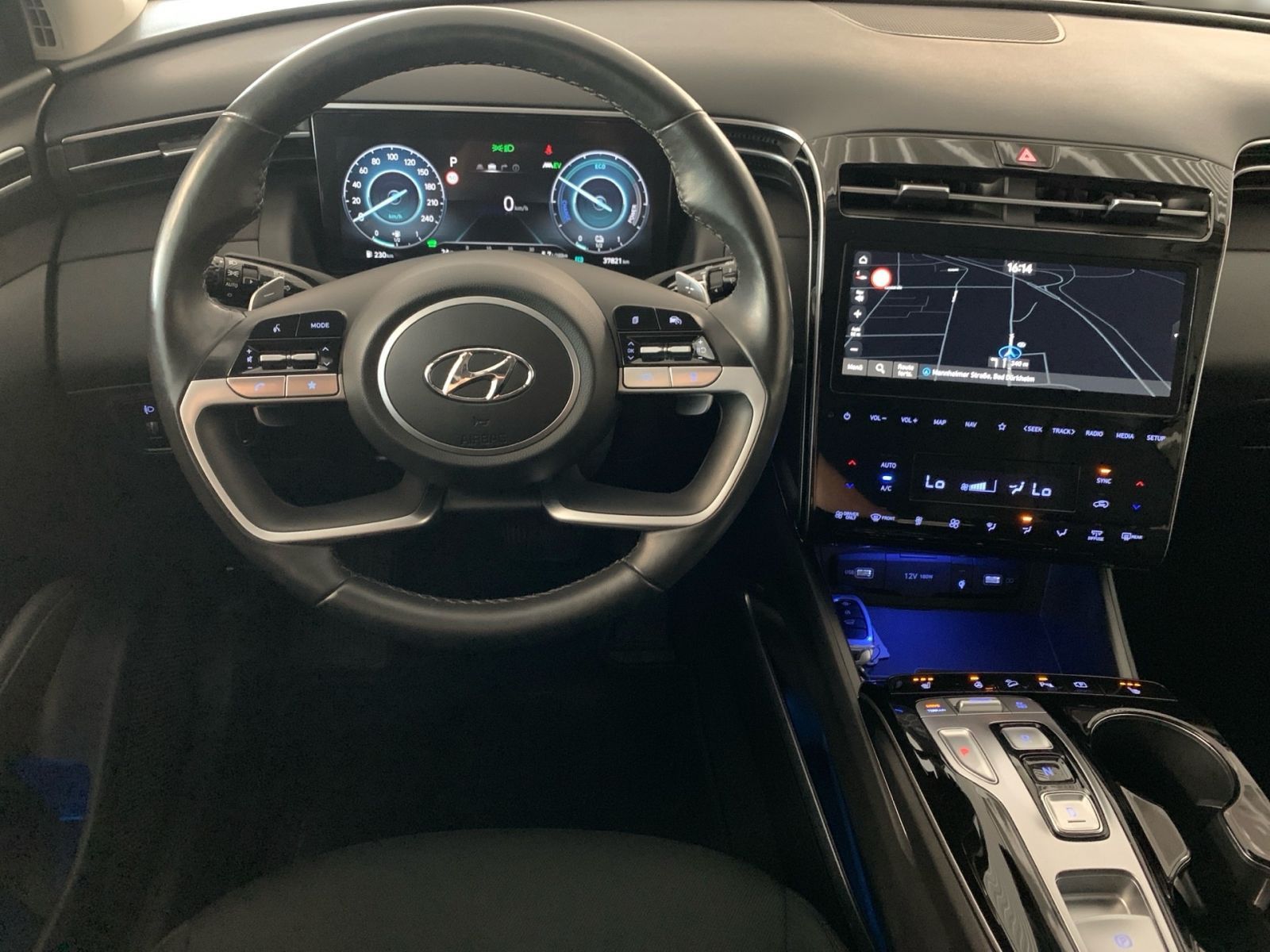 Fahrzeugabbildung Hyundai TUCSON 1.6 T-GDI Trend Plug-In Hybrid 4WD LED