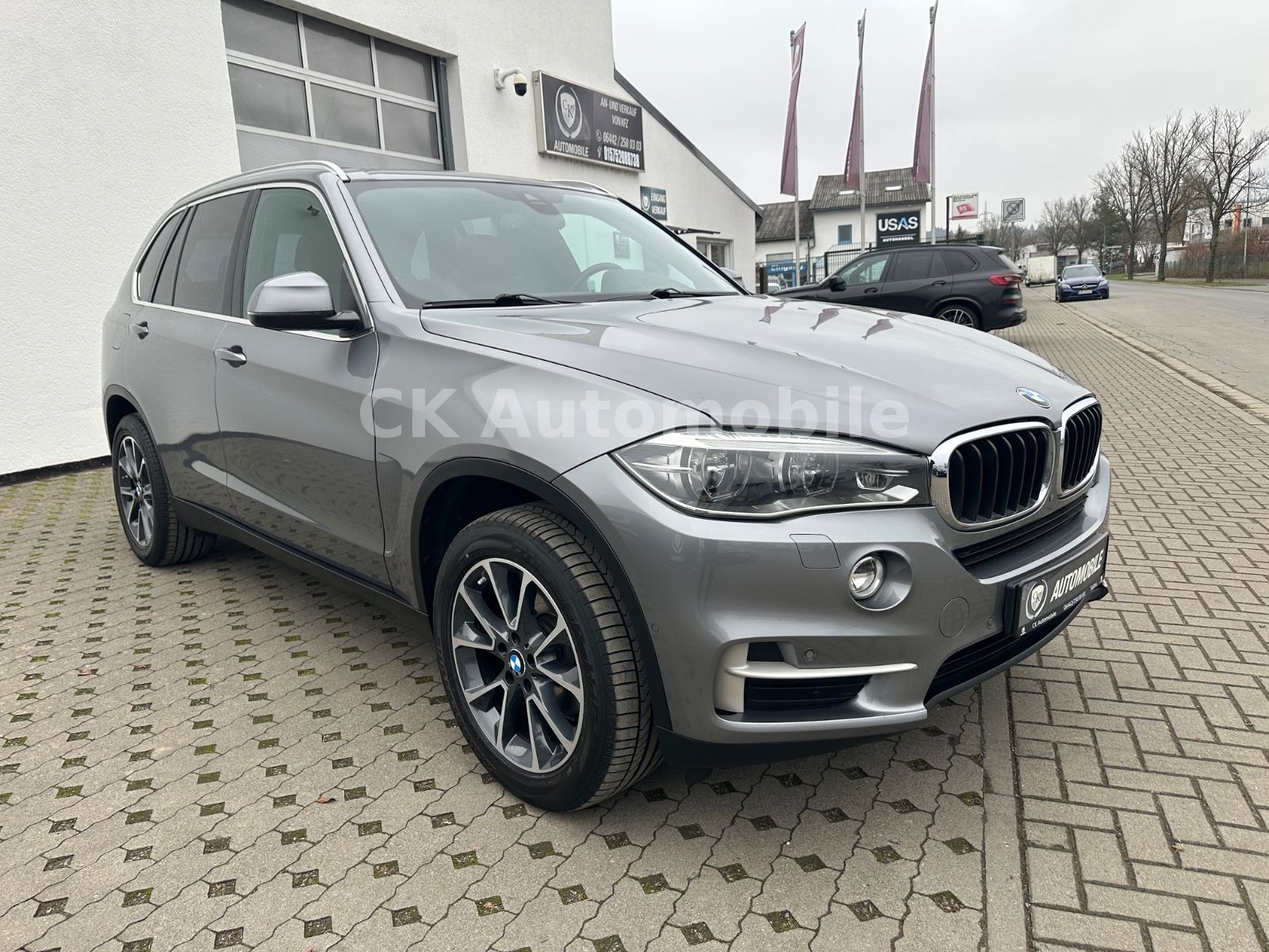 Fahrzeugabbildung BMW X5 xDrive30d/Navi/Head-Up/Pano/360°Kam/AHK