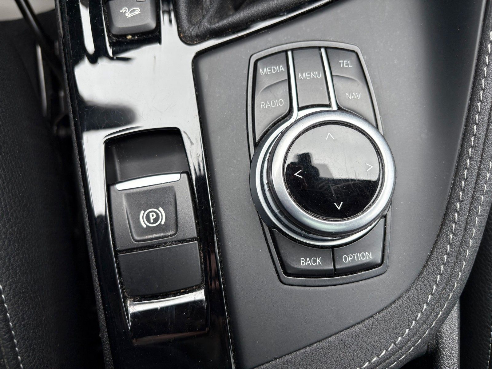 Fahrzeugabbildung BMW X1 xDrive20i Aut. SPORT LINE Navi Leder LED Pano
