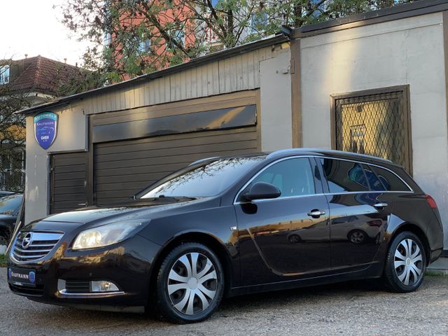 Opel Insignia A Sports Tourer Innovation Bi-Xenon