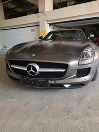 صورة 3 لـ 2011 Mercedes-BENZ SLS AMG