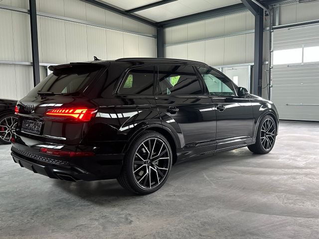 Audi Q7 SUV 55 TFSI qu. S line MASSAGE/PANO/AHK