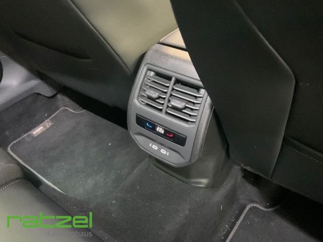 Fahrzeugabbildung CUPRA Formentor 1,5 eTSI 110 Navi Digitales Cockpit LE