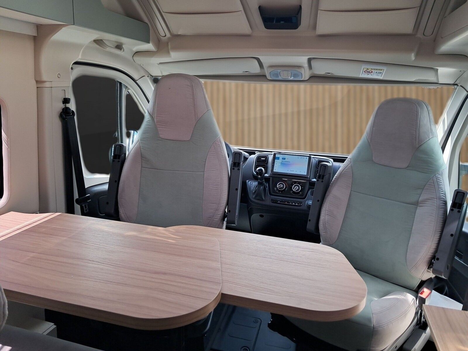 Fahrzeugabbildung Karmann Davis Trendstyle DA 620 TSC Dörr-Paket 30 Jahre