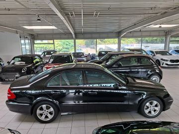 Mercedes E 200 - 8