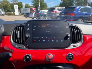 Fahrzeugabbildung Fiat 500 Lounge Klima Temp MFL CarPlay uvm