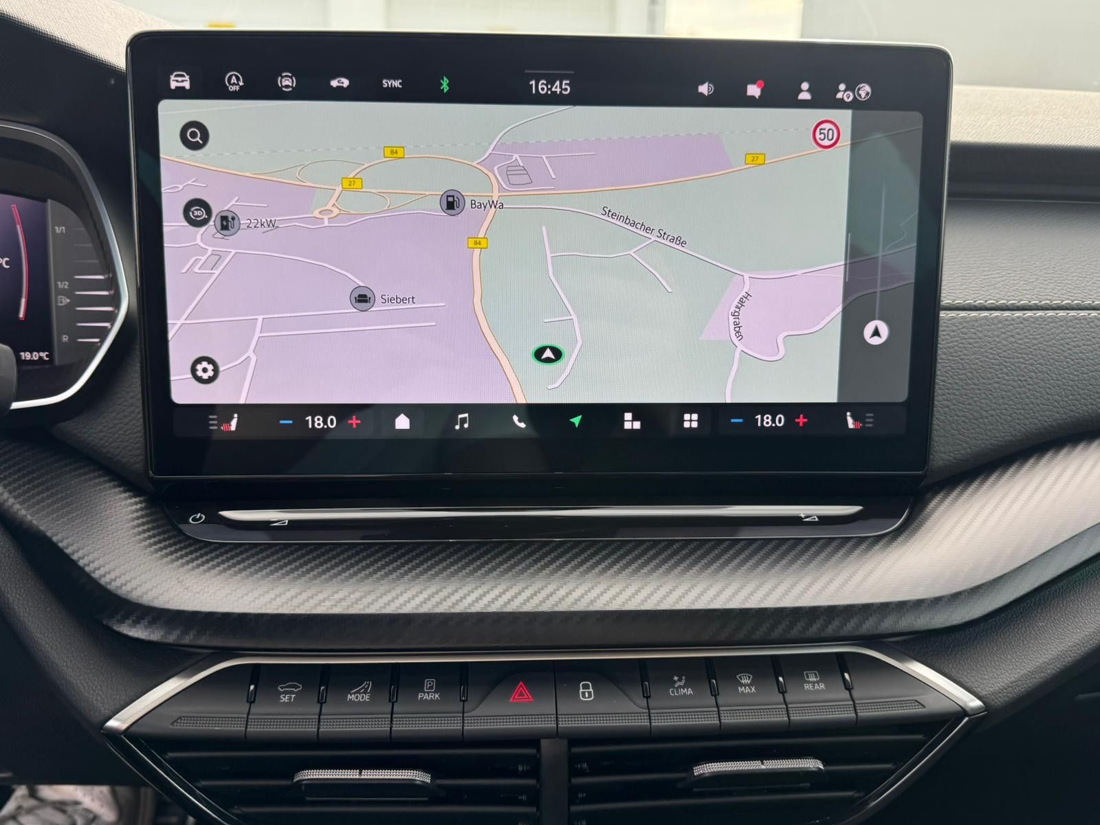 Fahrzeugabbildung SKODA Octavia 2.0 DSG Sportline MATRIX*PANO*CANT.*5J.G