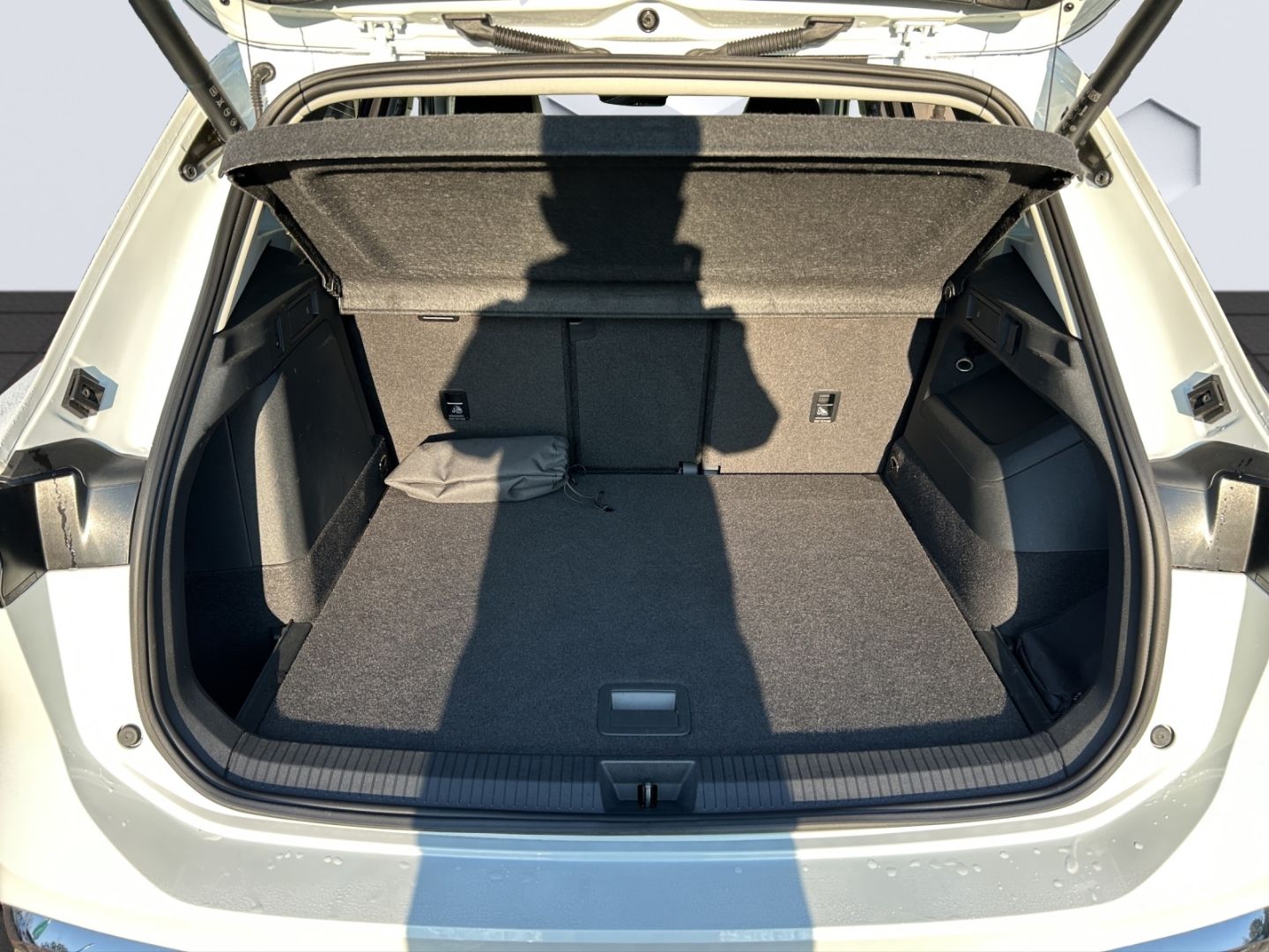 Tiguan Elegance 1,5 eHybrid OPF 110 kW AHZV Matr