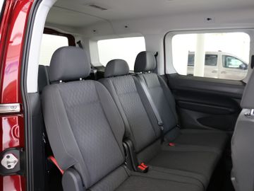 Volkswagen Caddy Maxi 2.0TDI LED NAVI KLIMA ACC 7SITZE AHK