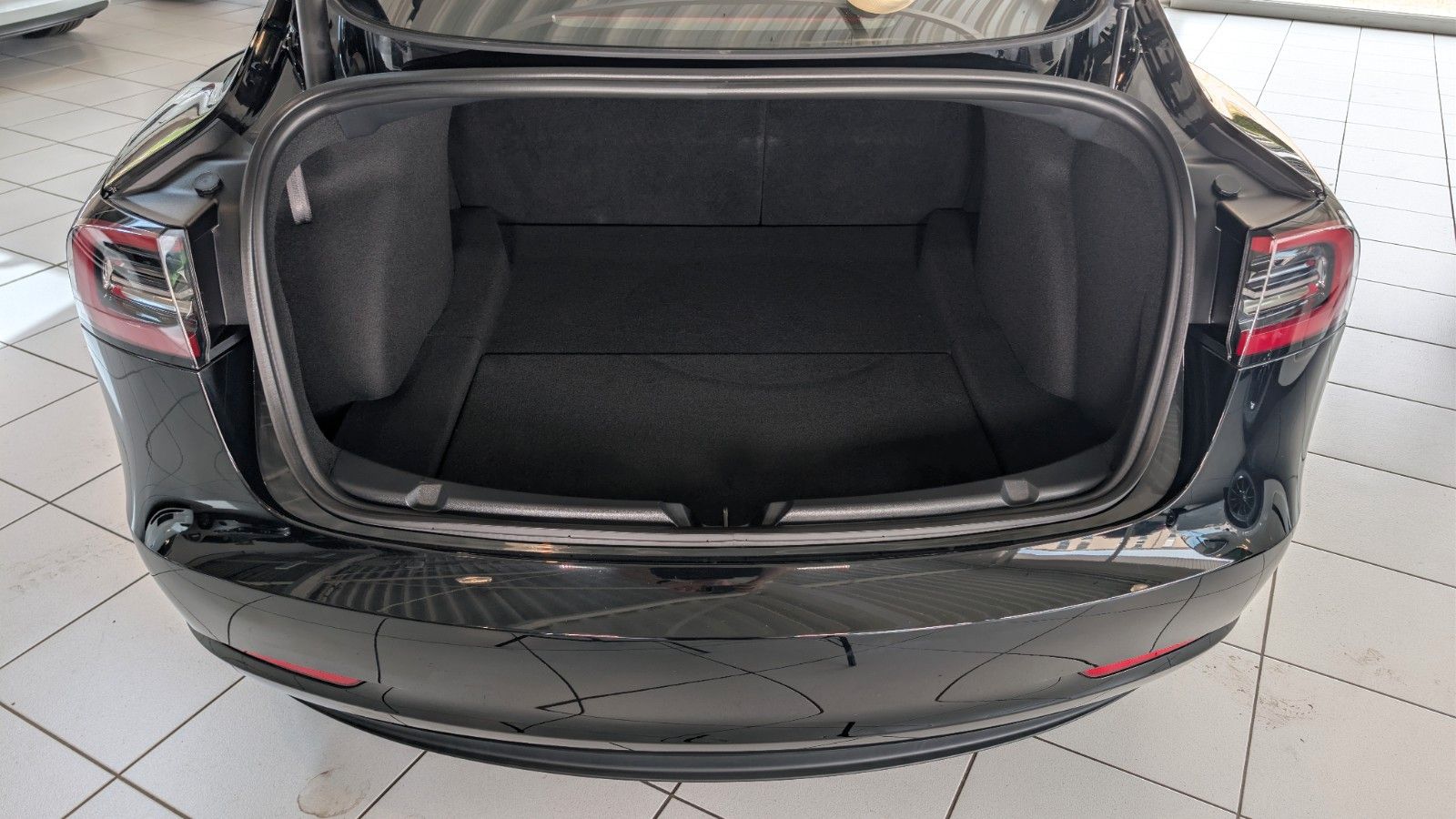 Tesla Model 3 Long Range RWD LED LHZ foto 13