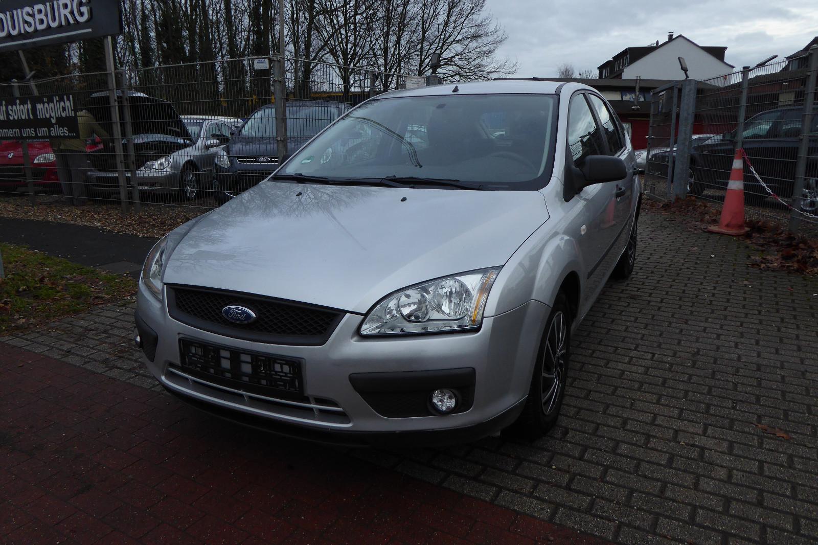 Ford Focus Lim. Trend/ Klima/ Tagfahrlicht/ 2 Hand!