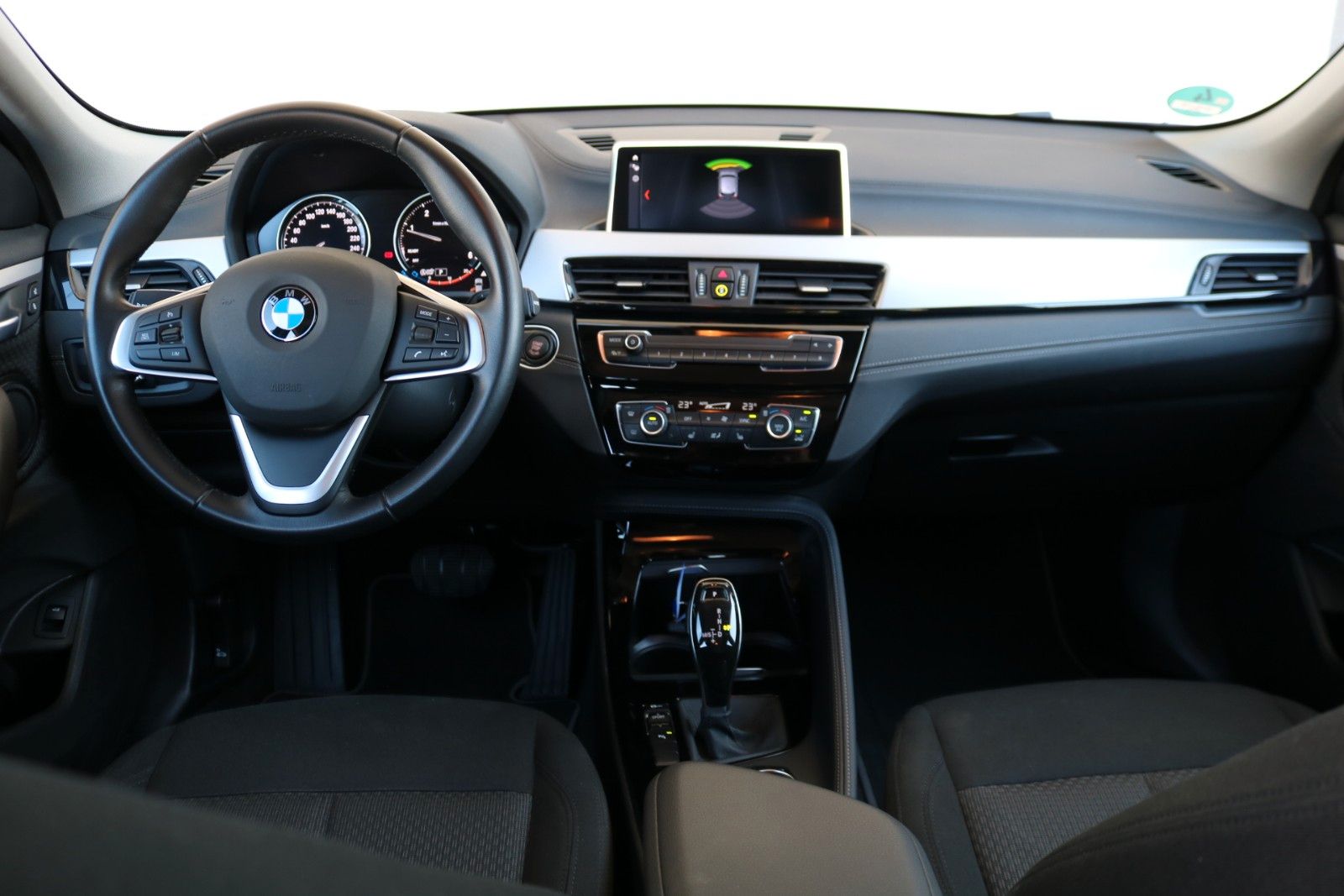 BMW X2 sDrive18d Advantage imagem 2