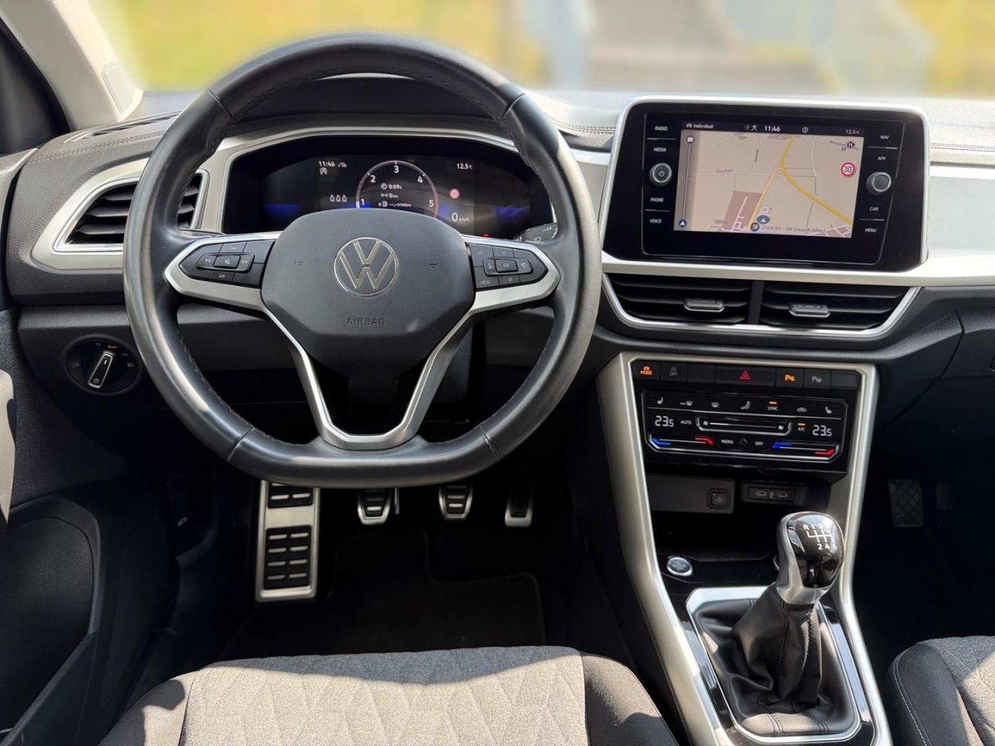 Volkswagen T-Roc Move 2.0 TDI mit Fahrschulbedienung Navi, миниатюра 16