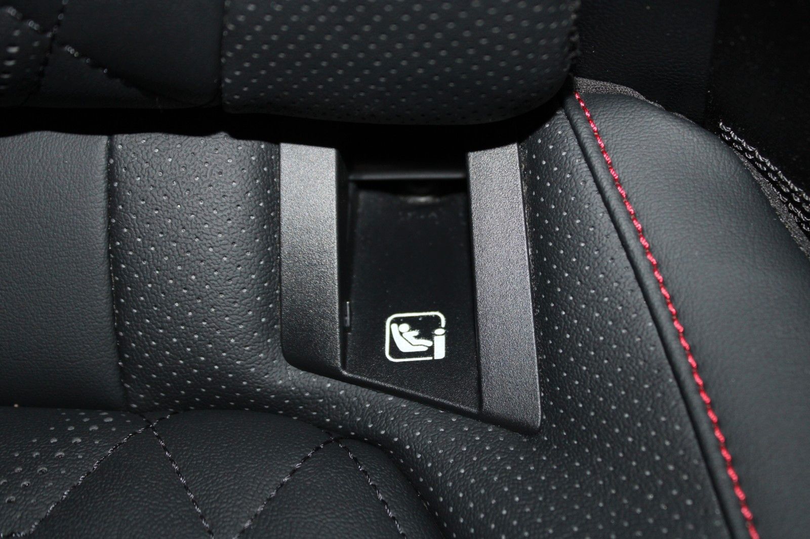 Fahrzeugabbildung Ford Focus ST-Line X Aut. LED ACC Leder Pano HUD Wint