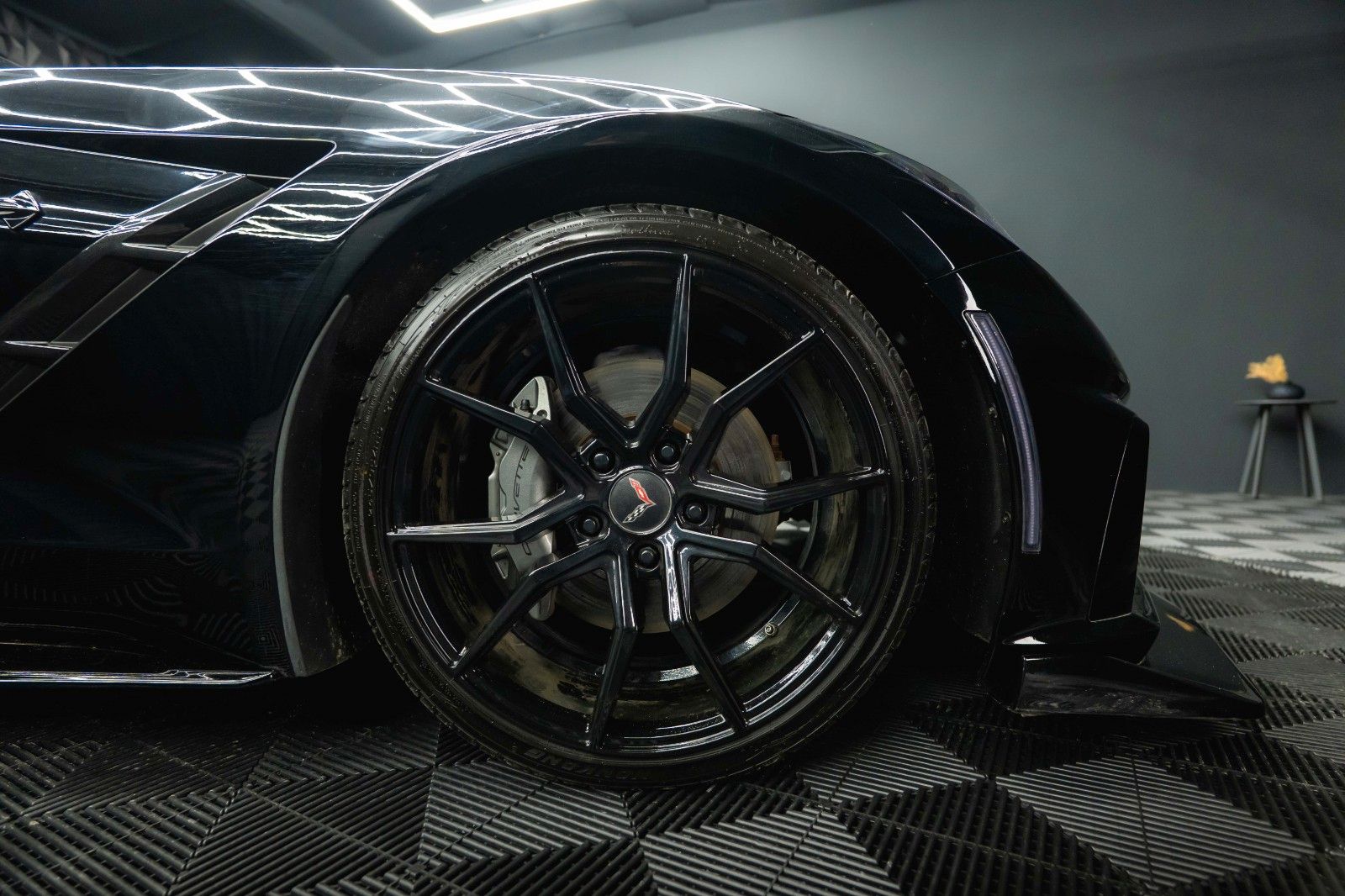 Fahrzeugabbildung Corvette C7 6.2 V8 Stingray 3LT Z06-Design Targa Perform.
