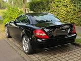 Mercedes-Benz Mercedes SLK 350 AMG Line, Leder, Xenon, A... - Mercedes-Benz SLK 350 in Berlin