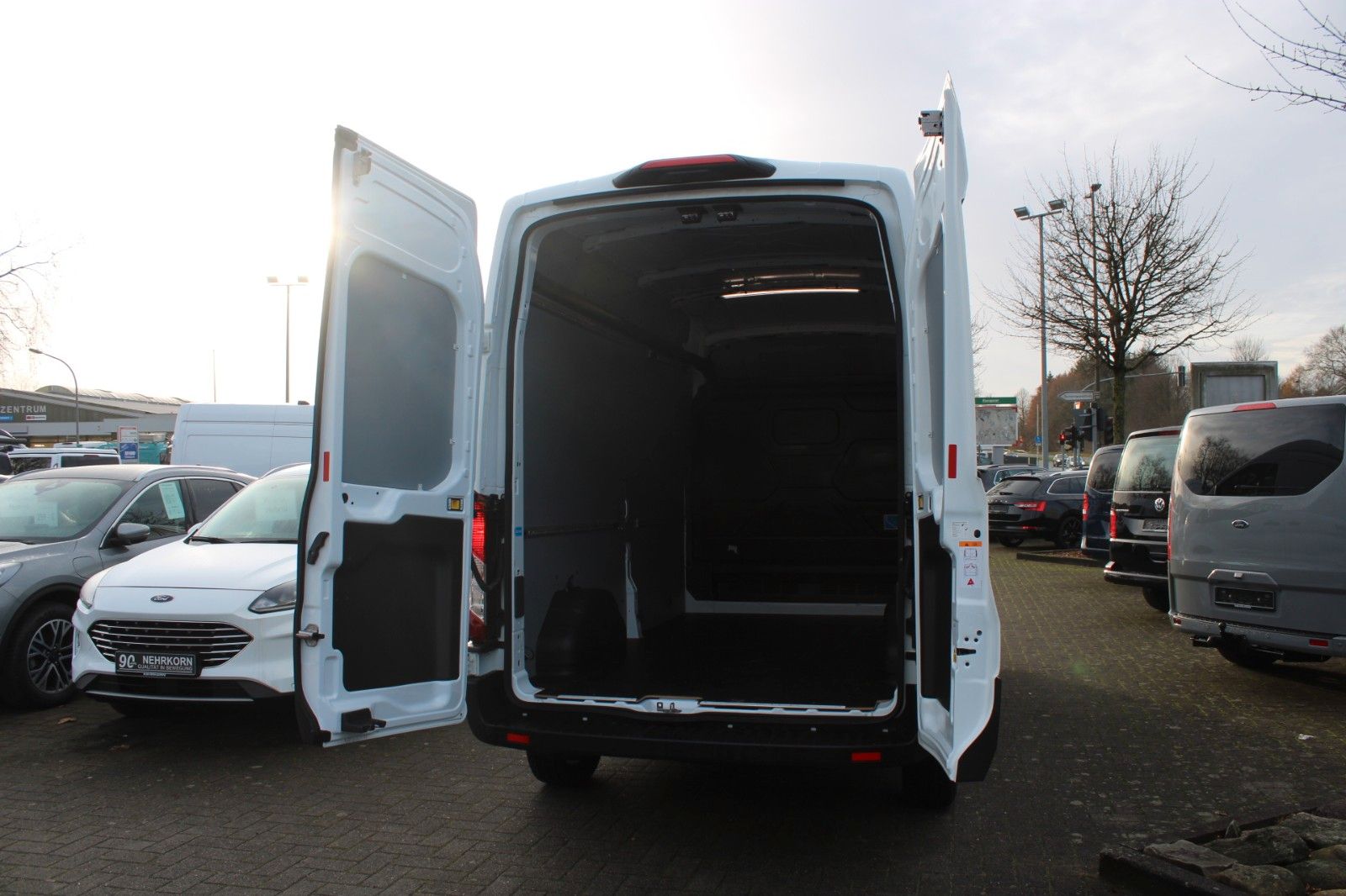 Fahrzeugabbildung Ford Transit L3 H3 TREND NAVI 360° ACC WinterPak uvm.