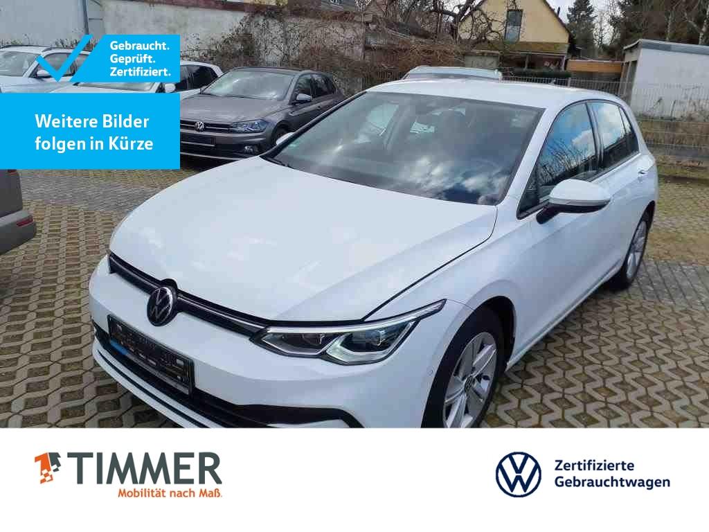 Volkswagen Golf VIII 1.5 TSI LIFE +LED +ACC +RKAM +NAVI +SH