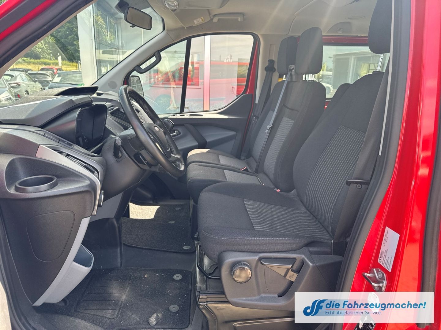 Fahrzeugabbildung Ford Transit Custom Tourneo 310 L1 Trend *EXPORT *274