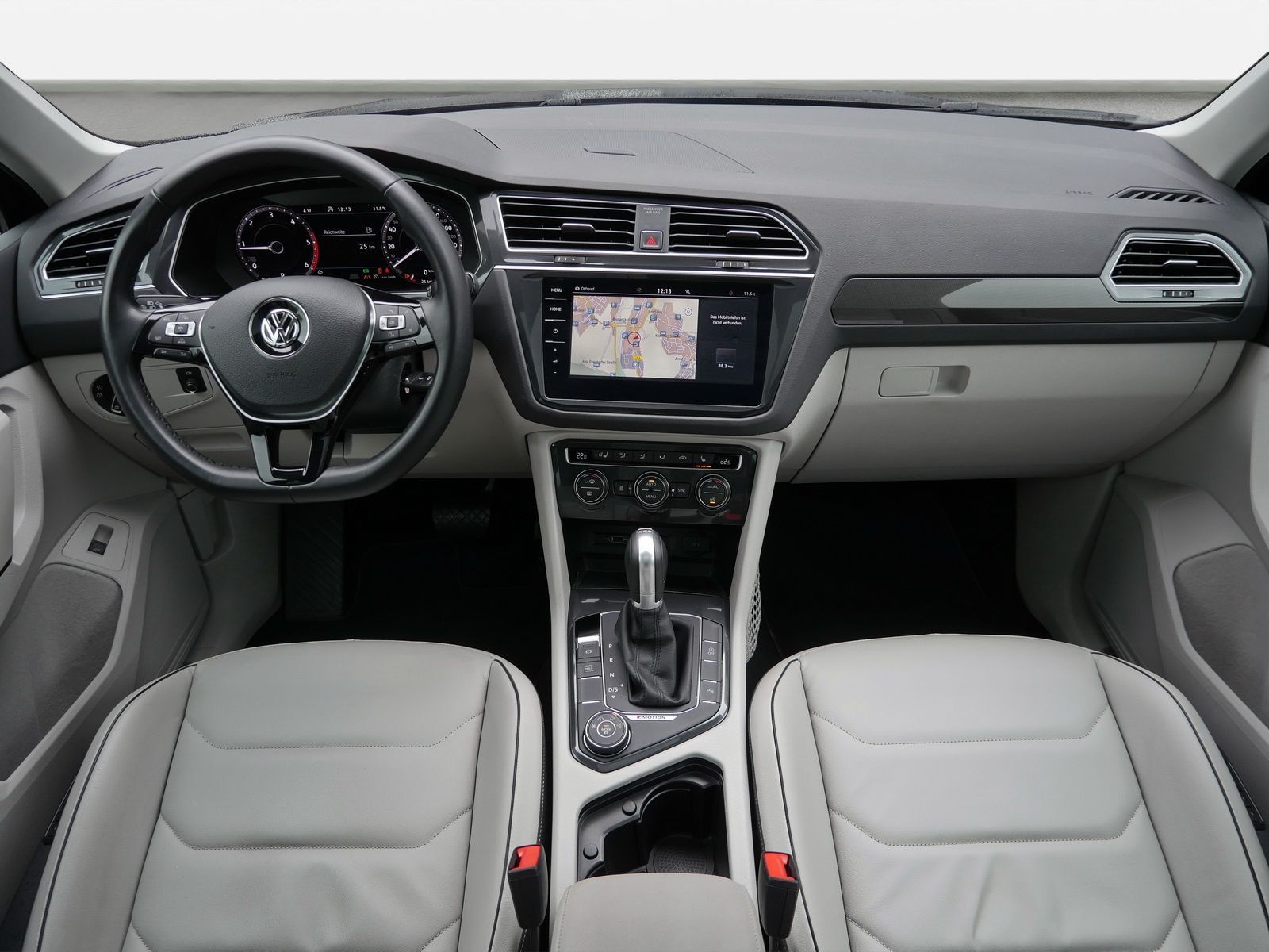 Volkswagen Tiguan Highline 4M 2.0 TDI AHK NAV PDC HUD PANO foto 5