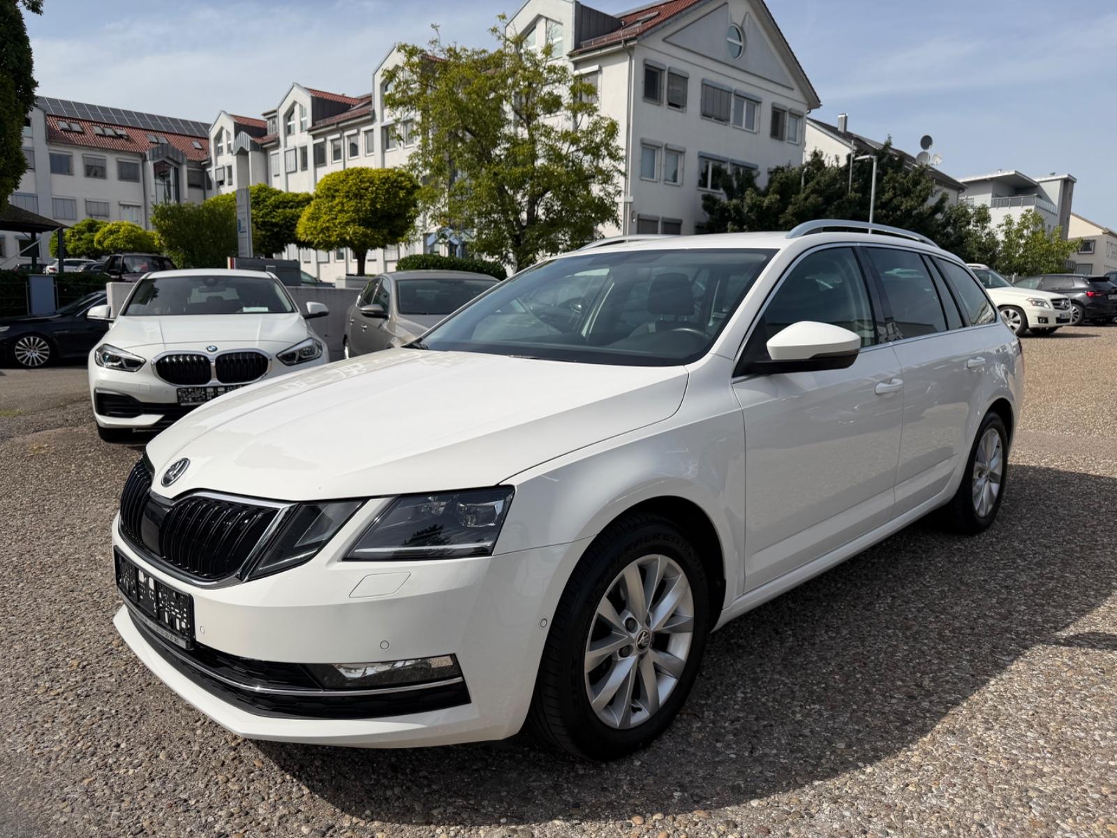 Skoda Octavia Combi Style 2.0TDI DSG*LED*Navi*1.Hd