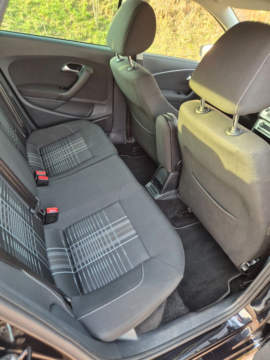 Fahrzeugabbildung Volkswagen Polo 1.0 55kW LOUNGE BMT