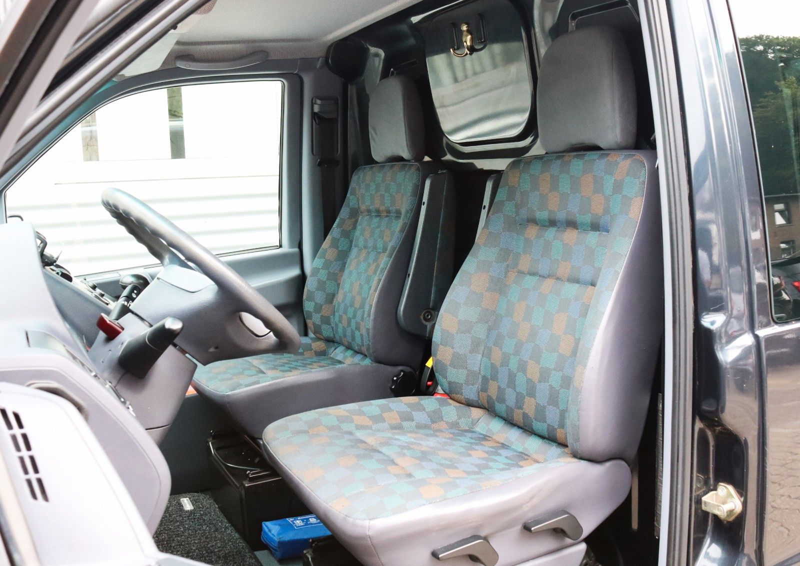 Fahrzeugabbildung Mercedes-Benz VITO 113 AUTOMATIK*KLIMA*BESTATTUNGSFAHRZEUG*TOP