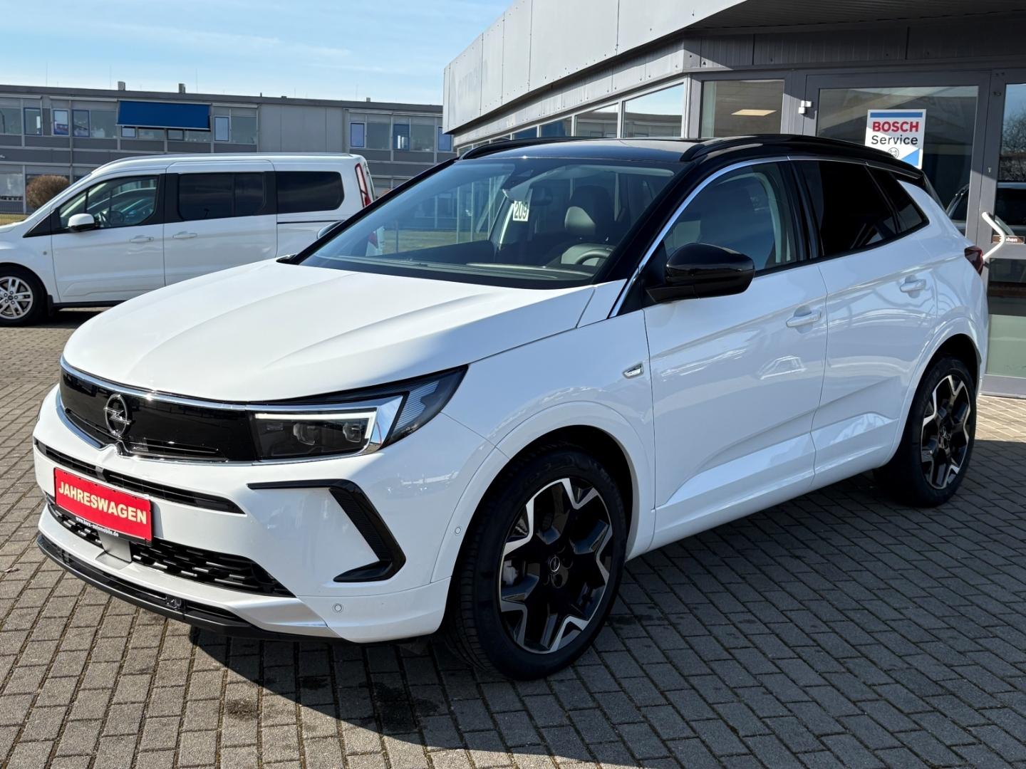 Opel Grandland Ultimate 1.5 D Navi LED SHZG LHZG