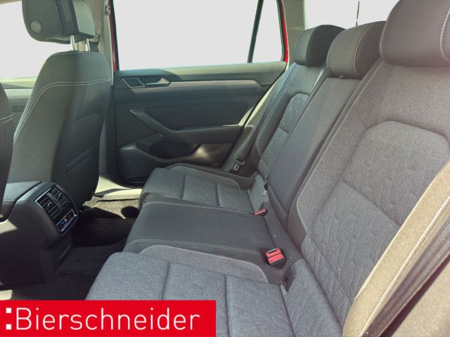 Volkswagen Passat Variant - Bild 13