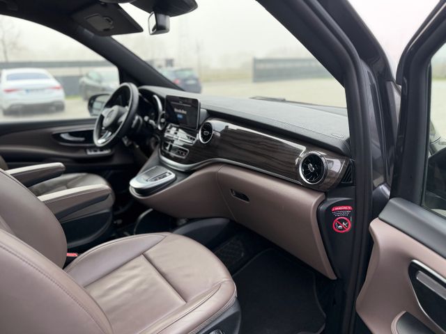 MERCEDES-BENZ V300 4M Lang AMG -ACC-2xEl.Tür-Pano-RFK-LED-19Zo